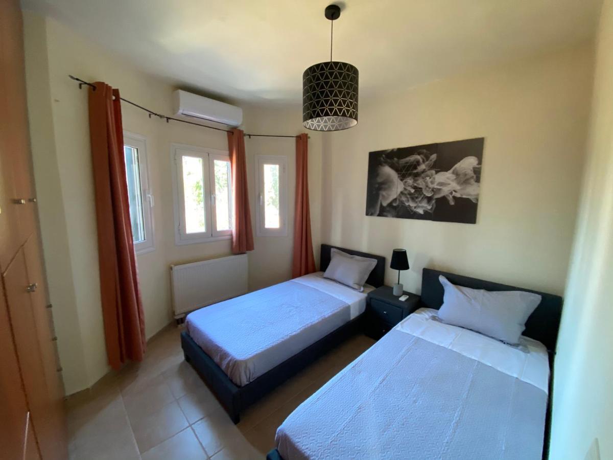 شقة Ivy House Modern Life Near Corfu Town كونتوكالي المظهر الخارجي الصورة