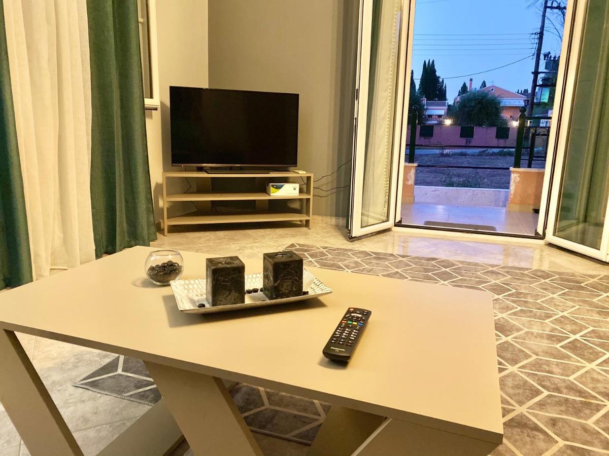 شقة Ivy House Modern Life Near Corfu Town كونتوكالي المظهر الخارجي الصورة
